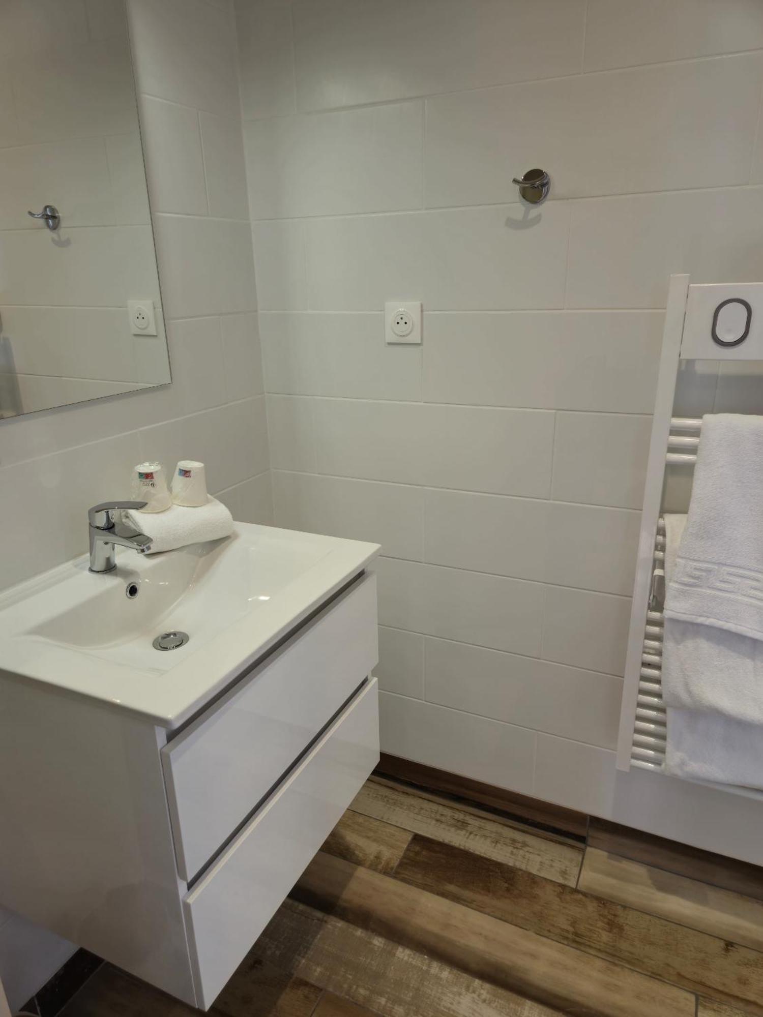 Hotel Le Beaugency Zewnętrze zdjęcie